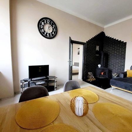 Cozy 2 Room Apartment In The Oldtown Of Klaipeda Exterior photo