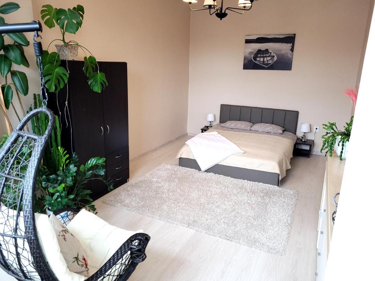 Cozy 2 Room Apartment In The Oldtown Of Klaipeda Exterior photo